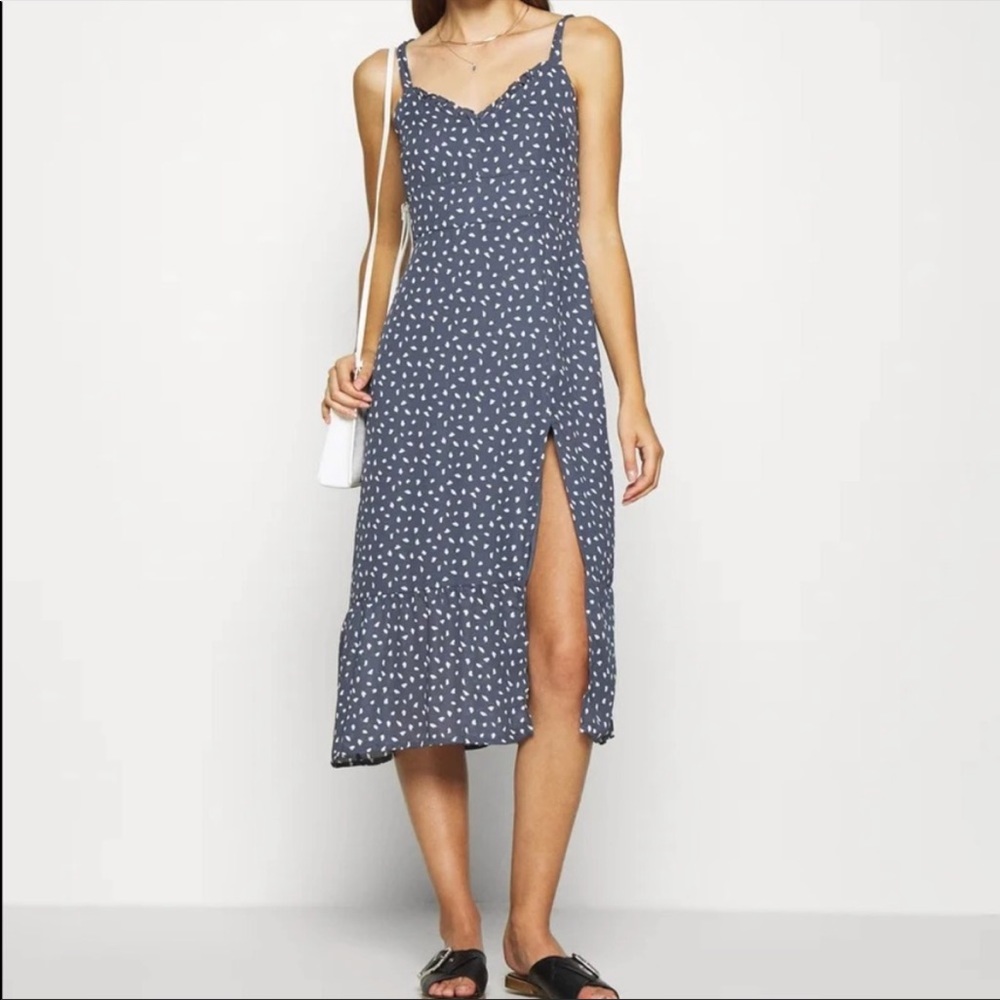 Abercrombie and Fitch blue patterned tie sleeve midi dress